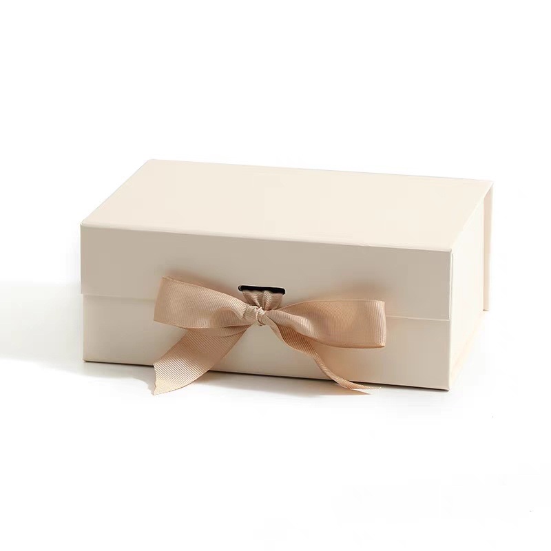 Personalized Gift Box: Design Your One-of-a-Kind Gift Experience – Customizable Gift Box and Unique Gift Box price