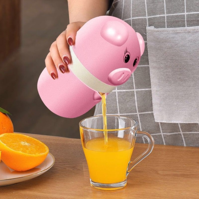 2 PCS Manual Juicer Small Portable Juicer Cup Mini Home Squeezer, Random Color Delivery