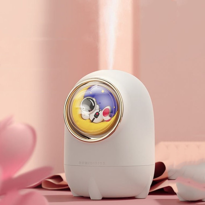 MJ033-A Music Box Battery Type Spaceship Desktop Home Silent Night Light Humidifier Car Air Atomizing Humidifier(White)