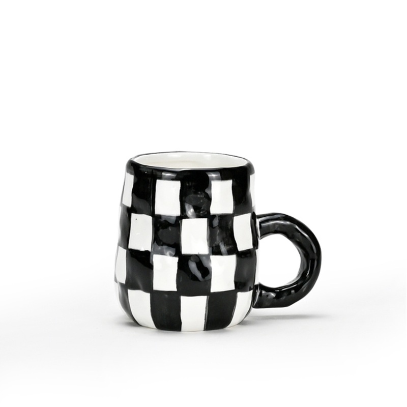 Factory Wholesale Vintage Handmade Ceramic Mug Hand Painted Grid Design Chessboard Pattern Coffee Mug – Ceramic Mug and Mugs Ceramic price