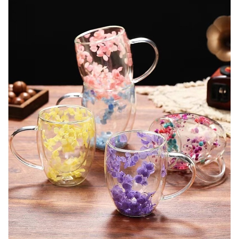 Wholesale 250ml 8.5oz Double Walled Borosilicate Glass Coffee Tea Mug Cups with Dry Flowers Eternal Flower with Handles – Glass Cup and Double Layer Glass Cup price