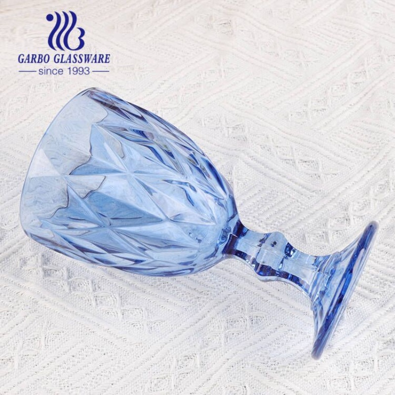 High End Spray 324ml Blue Colored Glass Wine Goblet Engraved Designs China for Parties – Goblets Glass and Glass Goblet price