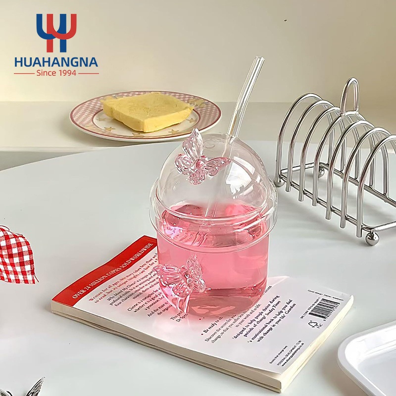 Wholesale Nice Butterfly Glass Bubble Tea Tumbler Handmade High Borosilicate Glass Decorative Juice Cup with Lid and Straw – Water Cup and Glass Cup price