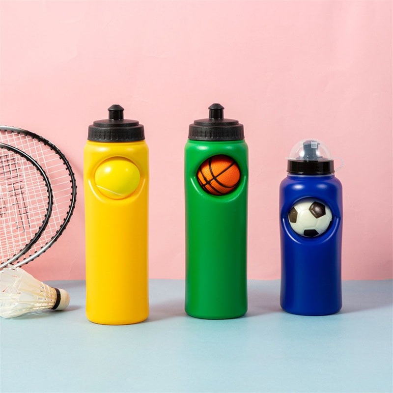 2026 Football World Cups Hot Selling Football Pet Water Bottle Outdoor Cup – 2026 World Cups and Pet Plastic Cup price