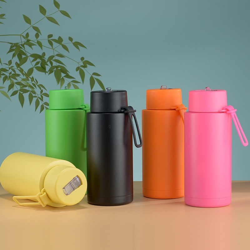 Car Mounted Convenient Double-Layer Vacuum Solid Color Handheld Straw Cup – Vacuum Flask and Vacuum Cup price
