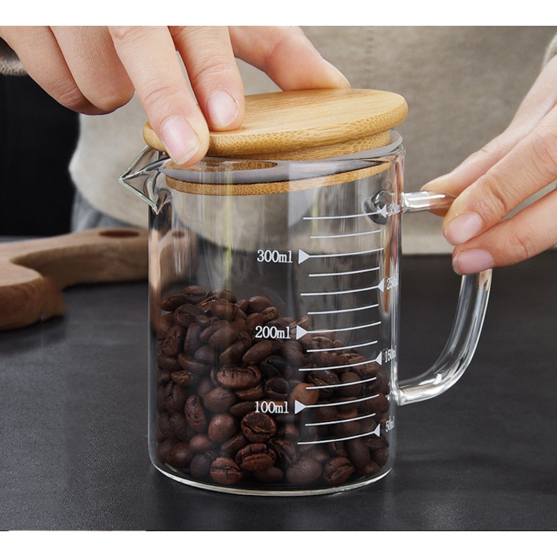 Wholesale Food-Grade Borosilicate Glass Cup with Degree Scale Clear Borosilicate Measuring Glass Cup Mug – Glass Measuring Cup and Measuring Cup price