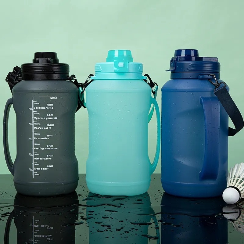 OEM BPA Free Portable 2L Collapsible Silicone Drinking Water Bottle for Outdoor – Water Bottle and Silicone Water Bottle price