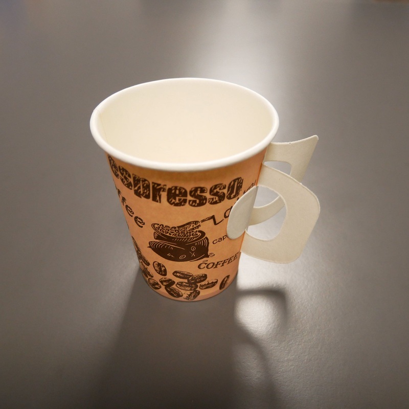 Supermarket 7oz/8boz/9oz Customized Logo Coffee Disposable Paper Handles Cup – 7oz/8boz/9oz Paper Cup and Customized Logo price