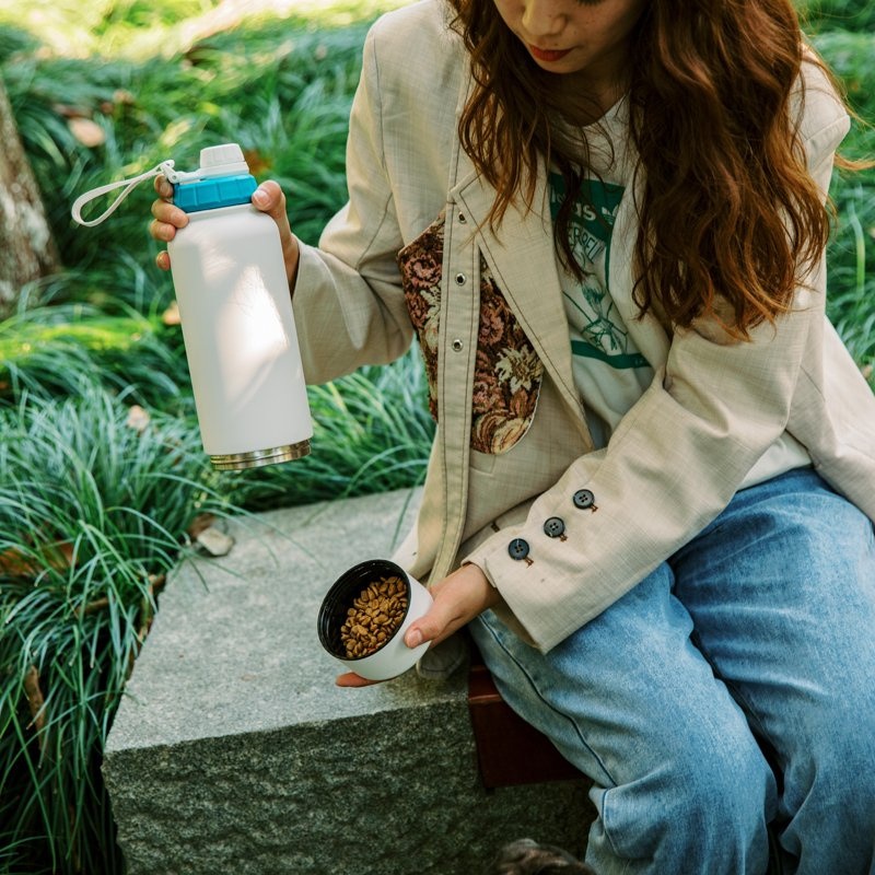 Everich 2 in 1 Water Bottle Suitable for Camping and Other Outdoor Activities Pet Bowl in Bottom of The Bottle – 2 in 1 Function and Durable Body price