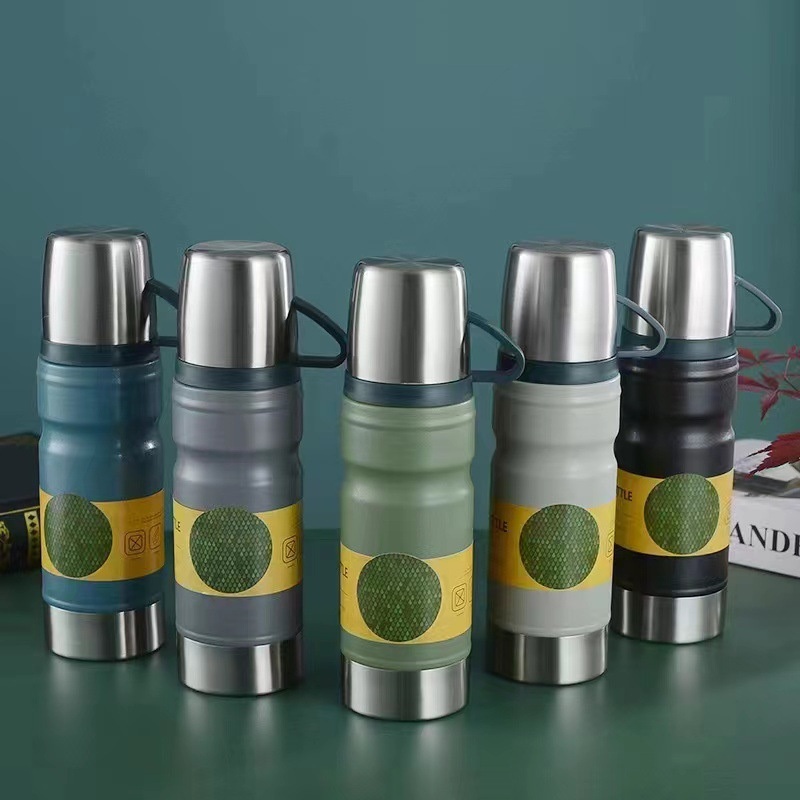 680ml Stainless Steel Vacuum Flask Heat Insulated Water Bottle with Screw Caps with Gift Box – Water Bottle and Thermos Bottle price