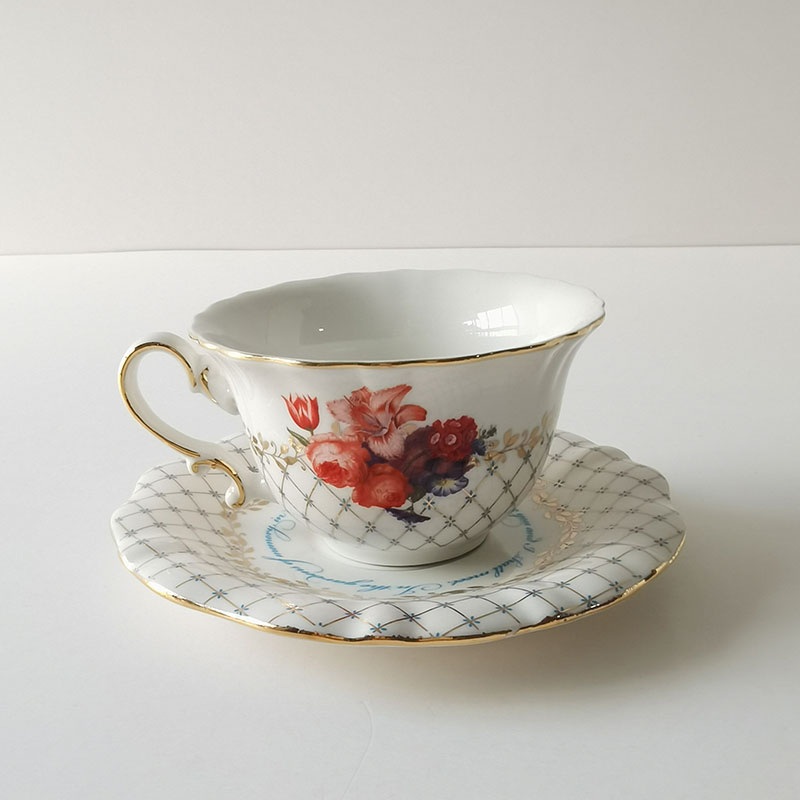 Manufacturer Wholesale Personalized High Quality Ceramic Rose Garden Coffee Cup and Saucer Sets with Golden Line – Mug and Gift price